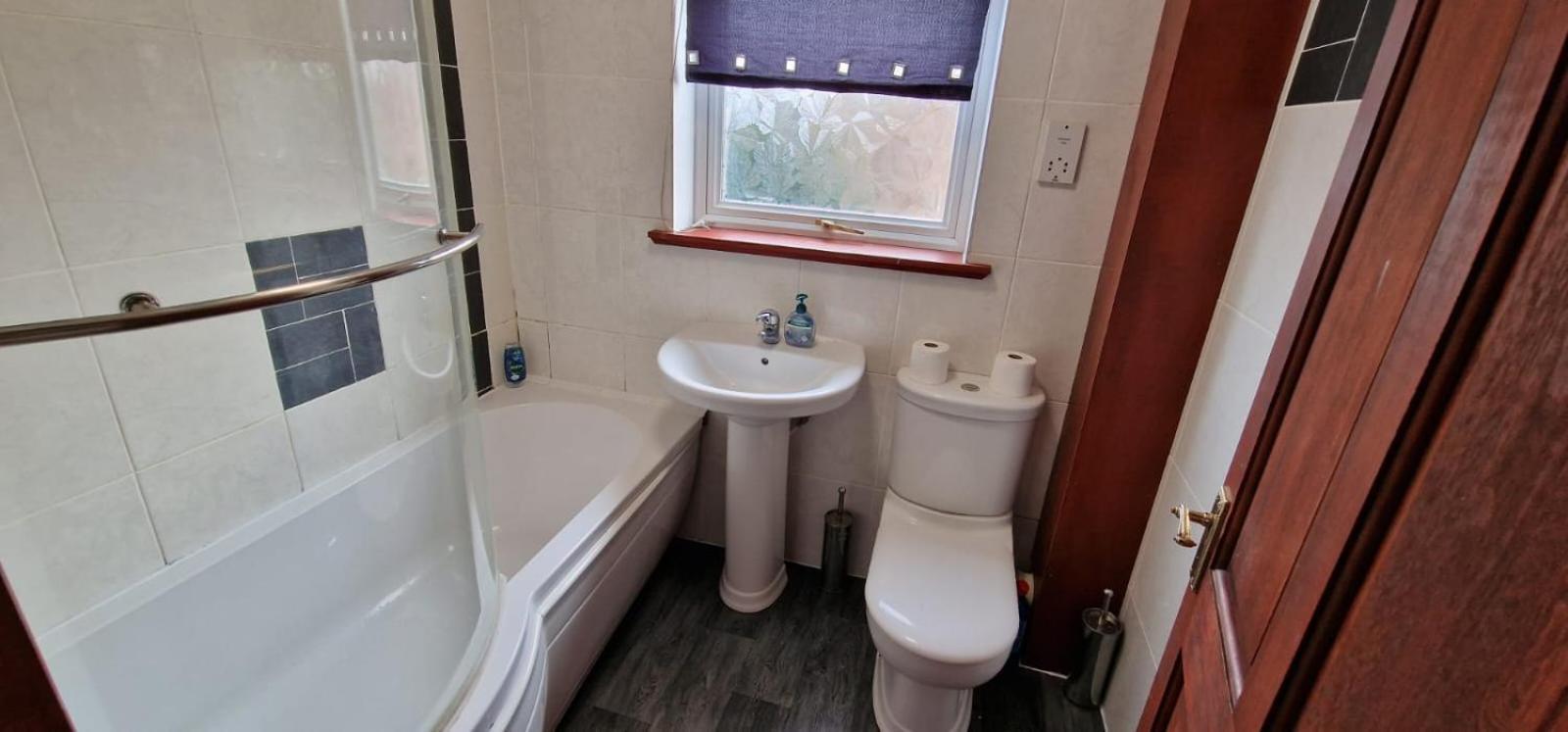 Grafton House Villa *